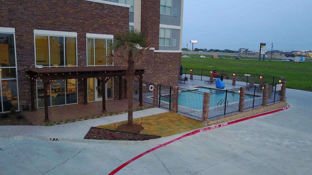 Hyatt Place Dallas/The Colony Esterno foto